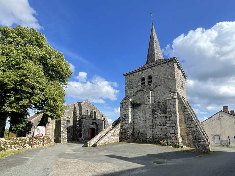 ToulxSainteCroix village insolite Wivisites