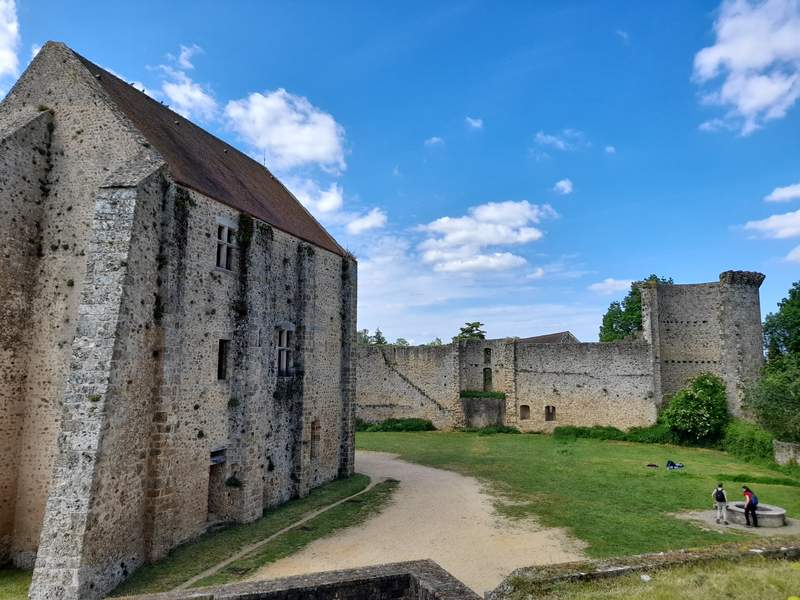 Carte Postale Ancienne CPA 78 Chevreuse – Puits Du Château Fort De La Madeleine – Années 1900